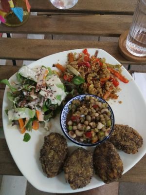 All fresh- daily menu at Grön Vegan Yard in Nicosia