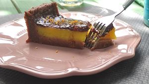 Bergamot and chocolate dessert at Grön Vegan Yard in Nicosia