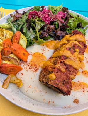 Meal of the day, lentil loaf and potatoes... Yummy! 🤤 at Grön Vegan Yard in Nicosia