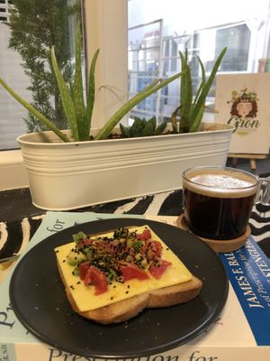 Vegan Breakfast at Grön Vegan Yard in Nicosia