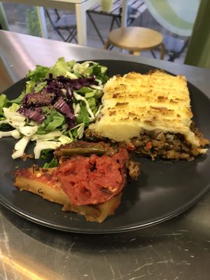 Zuccini Lasagne at Grön Vegan Yard in Nicosia