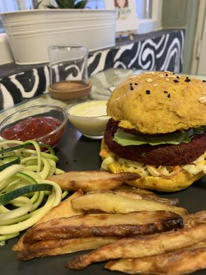 Vegburger; homemade turmeric bread, beetroot been burger, zoodles& veg mayo at Grön Vegan Yard in Nicosia