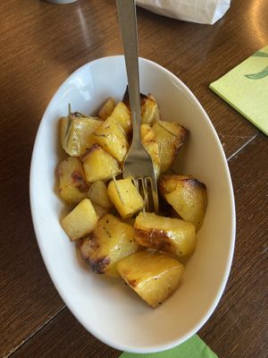 Patate al rosmarino  at Nonna Rina in Fabriano