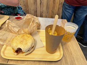   at Portland in Nantes