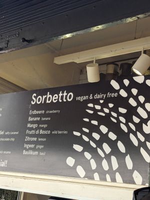  at Gelateria dell'Alpi - Alpineum in Luzern