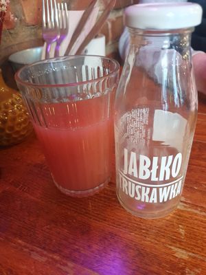 Sugar free apple & strawberry drink at Avocado Spot in Gdansk