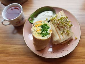 Weekly special wrap with beans at Avocado Spot in Gdansk