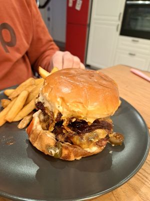 Burger (nicht vegan) at Orange Octopus in Kempten