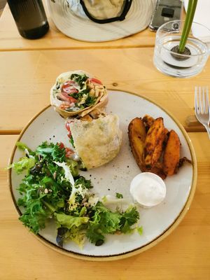 Tempeh Caesar wrap at Aromaticus - Trastevere in Rome