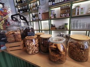 Cookies and crackers at Aromaticus - Trastevere in Rome