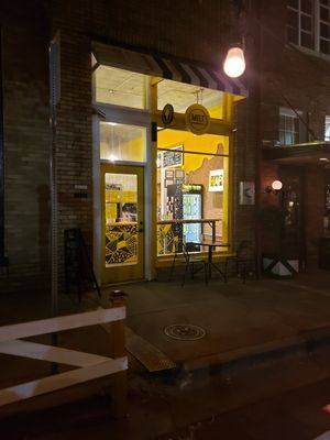 Store front at Melt Ice Creams in Dallas