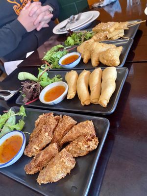Entrees  at U-TONG in Clayfield