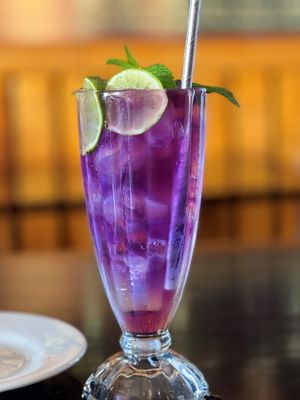  Magical drink (butterfly pea flowers juice) at U-TONG in Clayfield