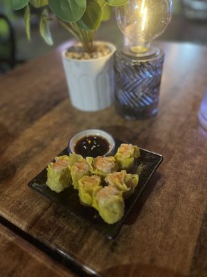 Steamed dim sim  at U-TONG in Clayfield