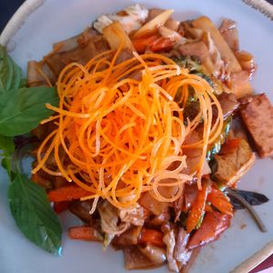  at U-TONG in Clayfield