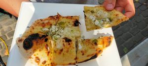 Cheesy garlic bread at Plant A Pizza in Ghent