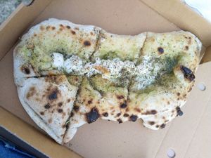 Cheesy garlic bread at Plant A Pizza in Ghent