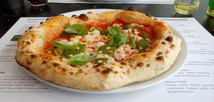 Pimped queen margherita at Plant A Pizza in Ghent