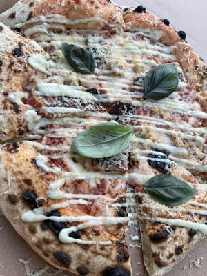 4 cheese rossa (15.20€)  at Plant A Pizza in Ghent