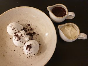 Dame blanche at Plant A Pizza in Ghent