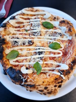 4 cheezes at Plant A Pizza in Ghent