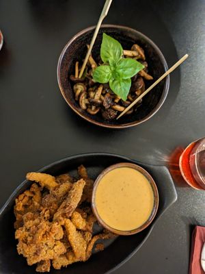 Mini Shiitake and Mushroom BBQ Wings at Plant A Pizza in Ghent