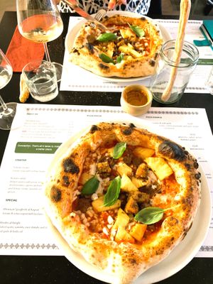 Amai Hawaii Pizza's at Plant A Pizza in Ghent