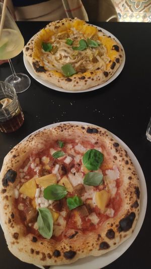 Amai hawaii and pumpkin at Plant A Pizza in Ghent