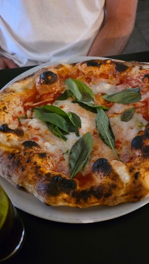 Pizza Margherita at Plant A Pizza in Ghent