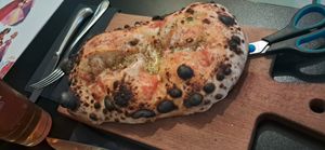 Spicy Cheesy Garlic Bread at Plant A Pizza in Ghent
