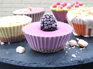 Blackberry cupcake at Raw Bakery in Bucharest