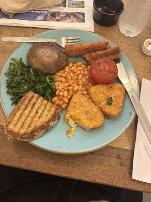 Vegan 🌱 fry up   at Ethical Bean Company in East London