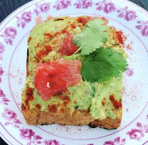 Avocado toast at Creatures in Paris