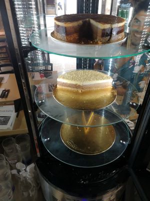 Raw vegan cakes at Superfood Healthy Food Factory in Split