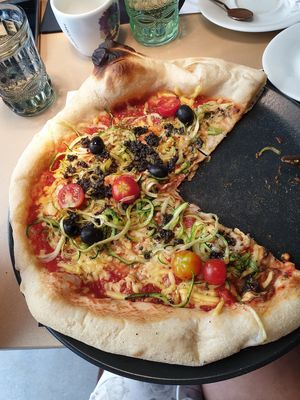 Vegan pizza with truffle at Superfood Healthy Food Factory in Split