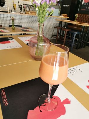 smoothie at Superfood Healthy Food Factory in Split