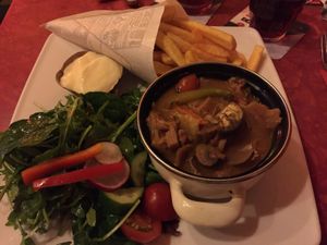 Jackfruit bourguignon at Café Modern in Voeren