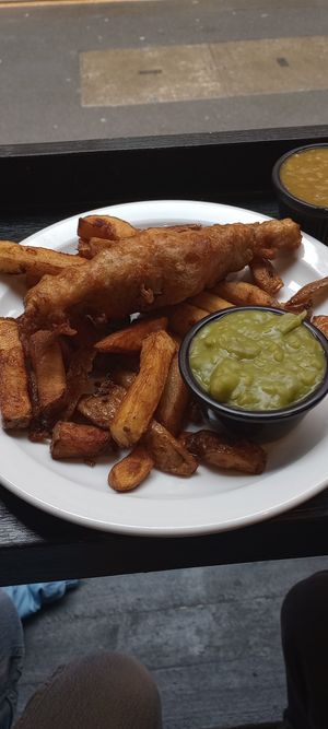 Banana blossom, chips & mushy peas at The Hip Hop Chip Shop in Manchester