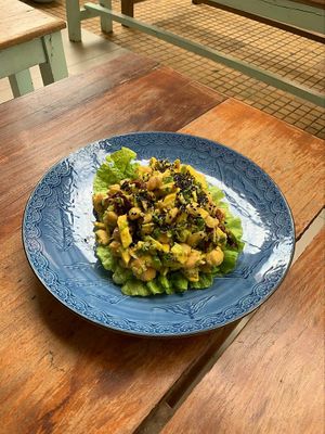 Avocado, Chickpeas and Sun-dried Tomatoes Toast at Pilgrim in Kampot