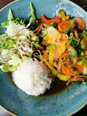 Chicken Ersatz. at Eden in Berlin