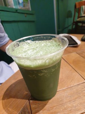 Pump smoothie at Base V Juicery - Via dei Neri in Florence