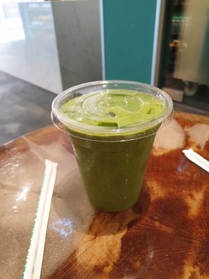 Fiber bomb smoothie at Base V Juicery - Via dei Neri in Florence