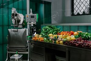 OUR IN STORE COLD PRESSED JUICING LAB at Base V Juicery - Via dei Neri in Florence