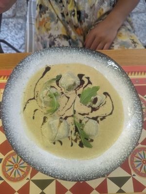 Vegan ravioli at Cocopazzo in Omis