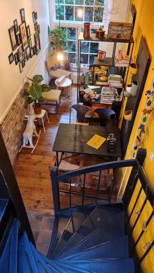 Inside seating at Het Koffiepand in Middelburg