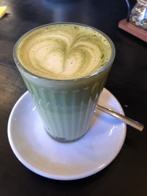 Matcha latte with oatmilk at Het Koffiepand in Middelburg