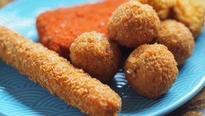 vegan snacks at Daphne's Verse Friet in Middelharnis