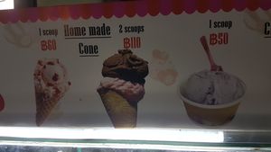 The prices at Gepeto Pie Ice Cream in Pai