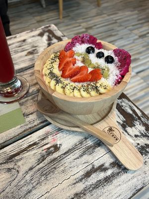 Smoothie bowl without granola  #Veganuary at Go Vegan Cafe in Phuket