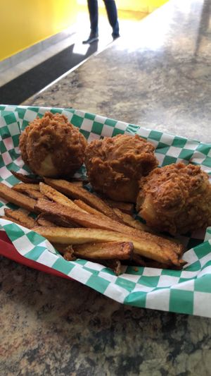 3 piece and fries 🔥🔥🔥 at Vegan T'ease in Orland Park